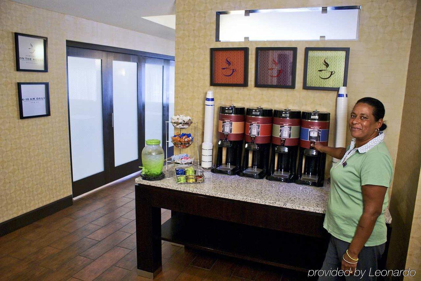 Spark By Hilton Tampa Brandon Restaurant photo